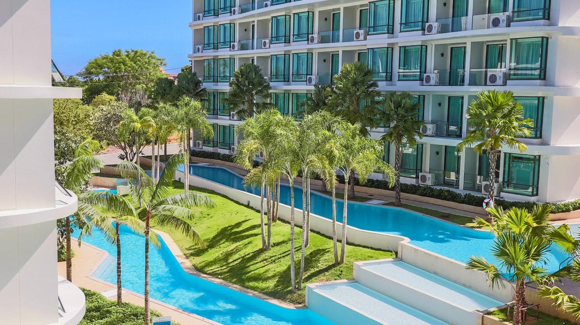 Wyndham La Vita Rawai Phuket Exterior photo